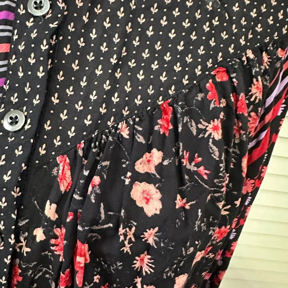 Free‎ People Button Down Shirt Womens Small Black Mixed Print Floral Stripe